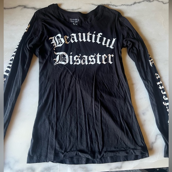 💜 Beautiful Disaster Long Sleeve Tee - Picture 1 of 2